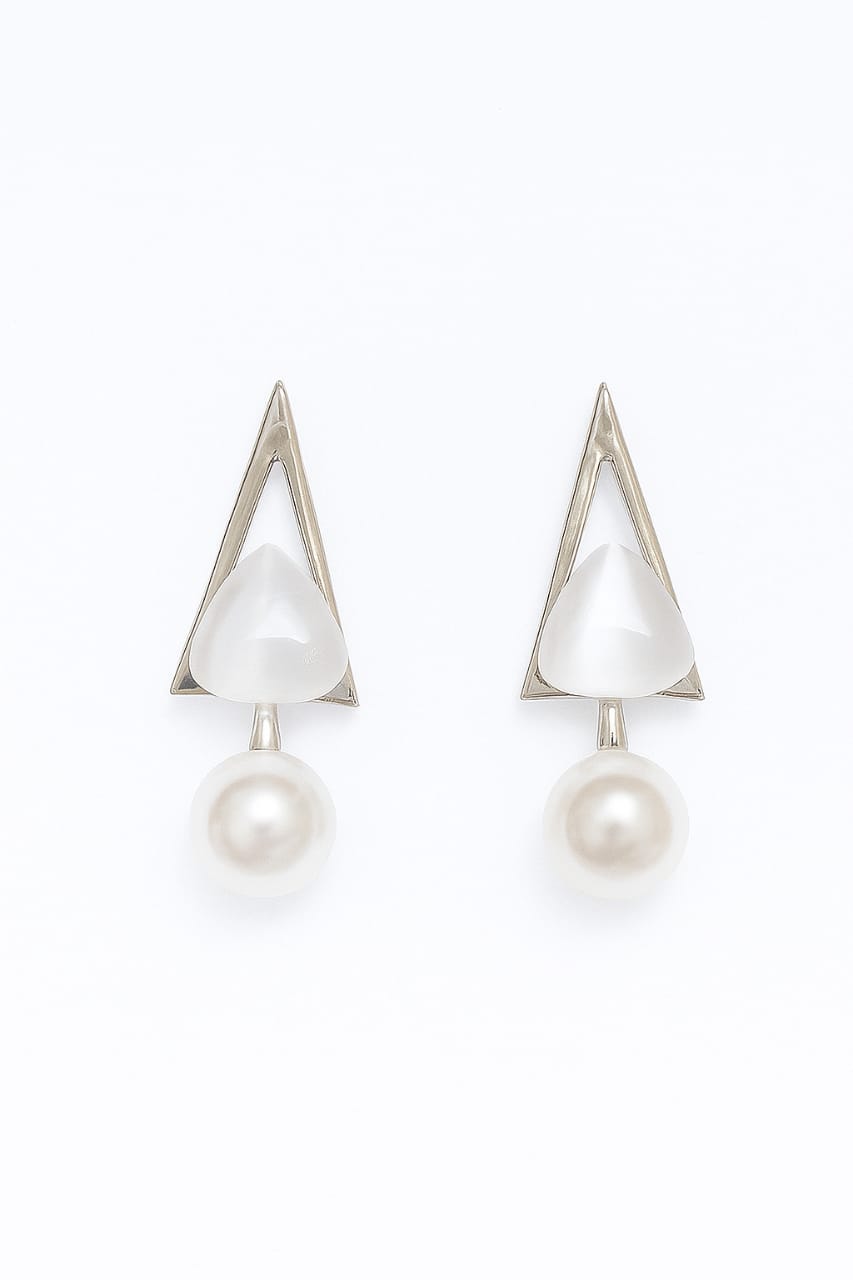 Modern Geometric Pearl Drop Earrings – Minimalist Statement Jewelry