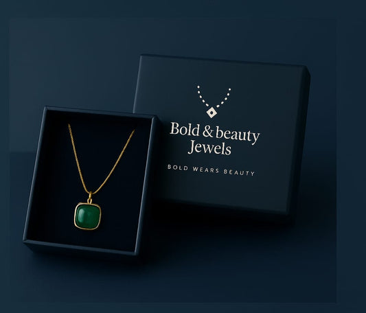 Bold Green Square Pendant Necklace – Grace in Every Detail