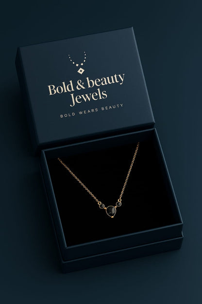 Elegant Black Stone Pendant Necklace – Gold-Tone Finish