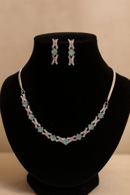 Elegant Green Stone Necklace & Earring Set – Premium Imitation Jewelry